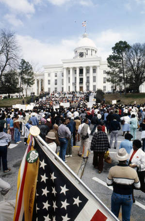Marchers in front of the Capitol in Montgomery, Alabama, at the conclusion of the 20th anniversary reenactment of the Selma to Montgomery March.