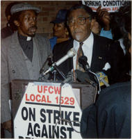 Joseph E. Lowery Gives Support To Workers On Strike, circa 1989