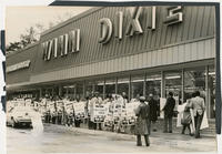 Joseph E. Lowery Leading a Winn-Dixie Protest, circa 1985
