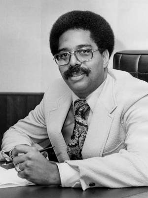 Glover, John: 1977