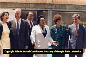 Presidential candidate Michael Dukakis vists the Martin Luther King Center with Coretta Scott King, 1988