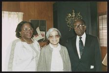[Rosa Parks with family and friends at Leo and Gerri Branton's home, Los Angeles, California] [graphic].