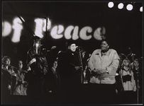 [Rosa Parks and Cyndee Peters at the "One Day of Peace" festival, Stockholm, Sweden, 1994] [graphic].