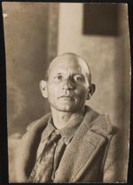 [Unidentified man, head-and-shoulders portrait, facing front] [graphic].