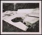 [Airplane wreckage?] [graphic].